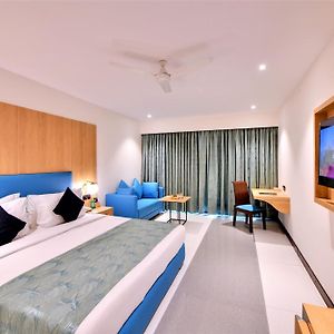 Winter Green Premium Room